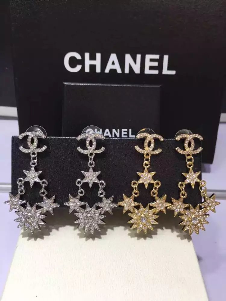 Orecchini Chanel Modello 1070